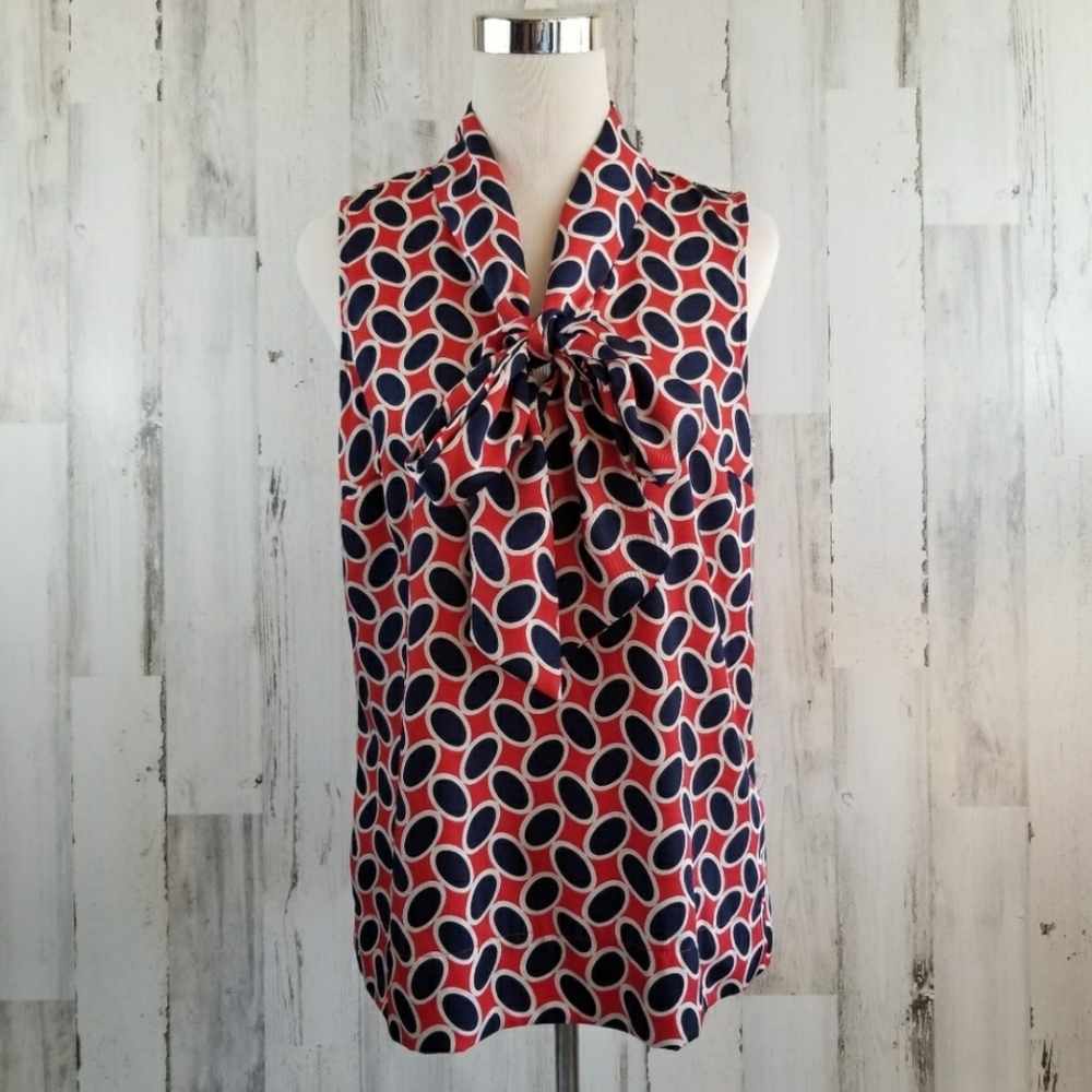 New York & CO retro style tie front blouse
